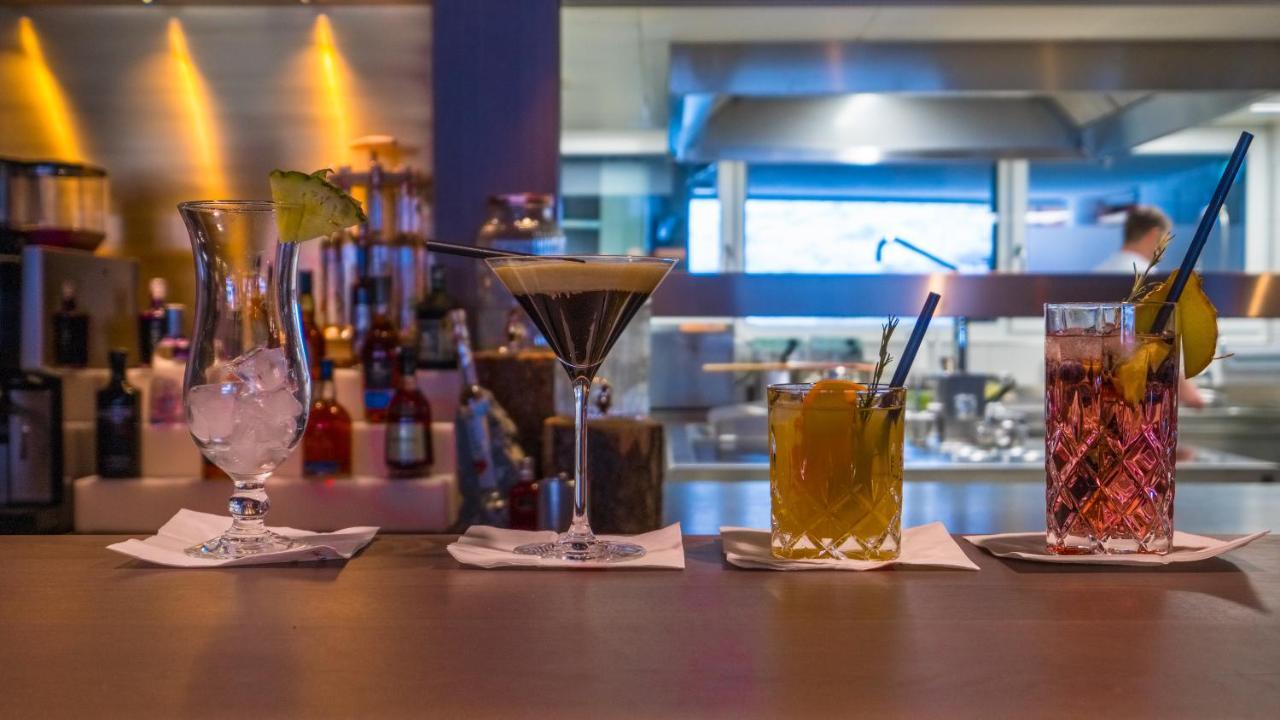Vier Studios & Restaurant Längenfeld Buitenkant foto