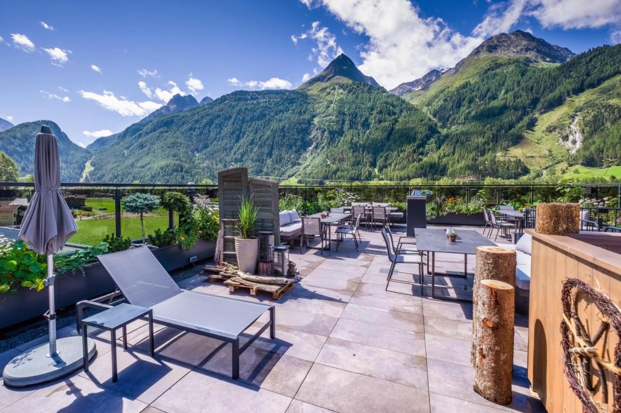 Vier Studios & Restaurant Längenfeld Buitenkant foto