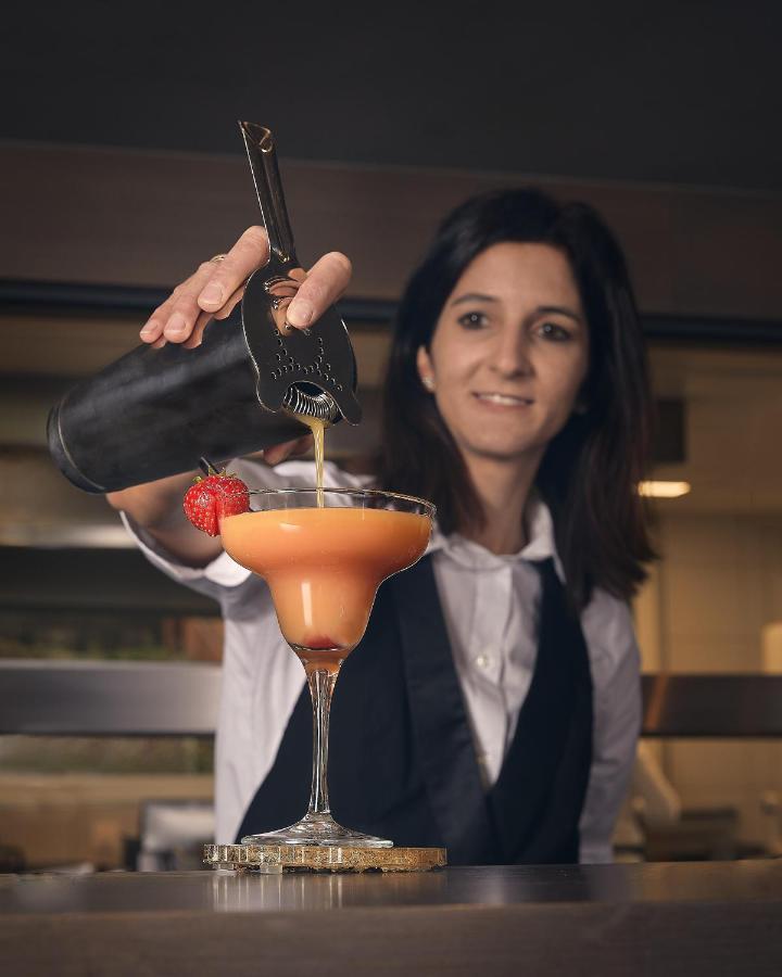 Vier Studios & Restaurant Längenfeld Buitenkant foto